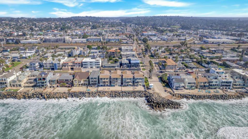 Tower 9 #4 Holiday home Oceanside